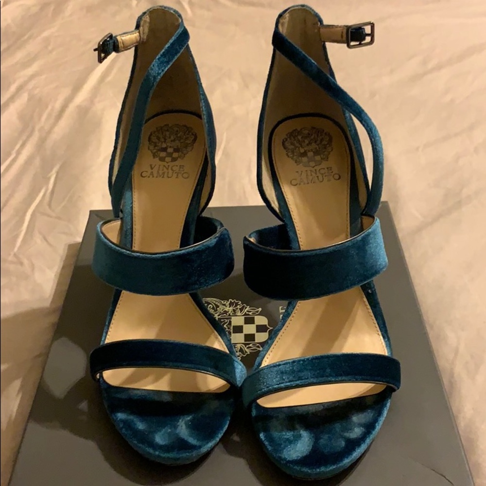 Vince Camuto heels